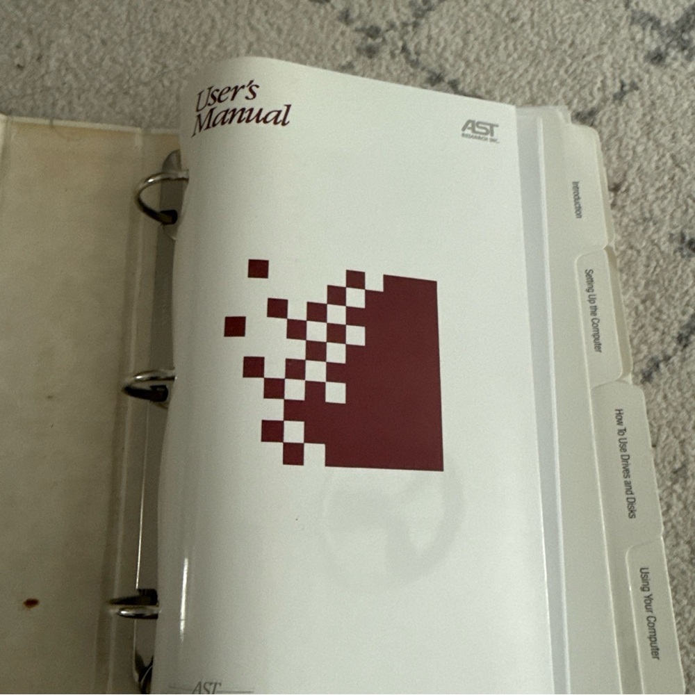 Lot 2 AST Research Inc Computer Operating System MS-DOS + Users Reference Manual - Picture 13 of 16